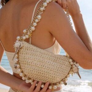 🆕 Straw Seashells and Pearls Shoulder Handbag